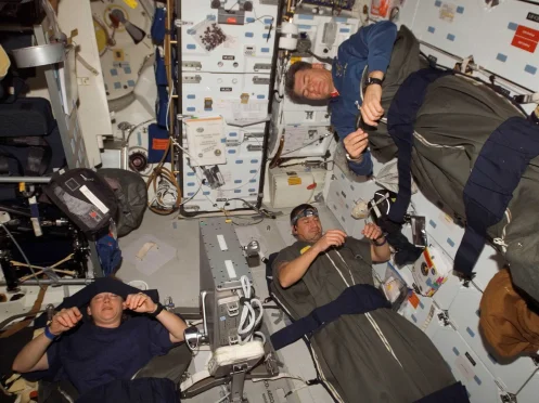 astronaut-sleeping
